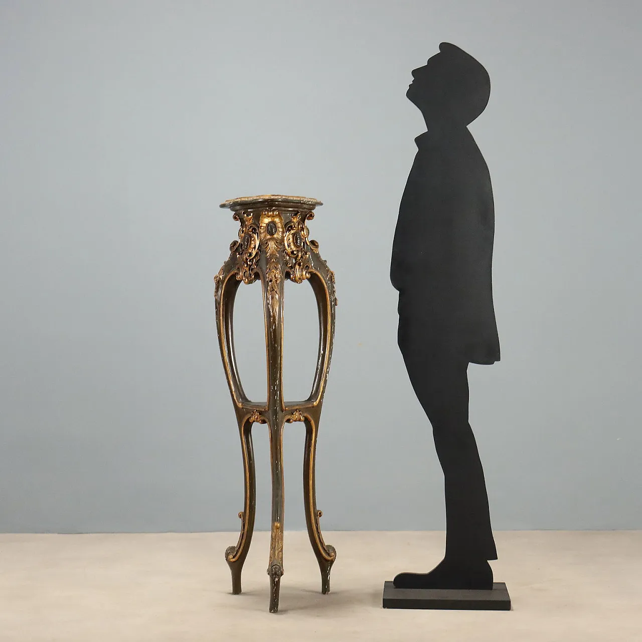 Vase holder in Baroque style, early 20th century 3