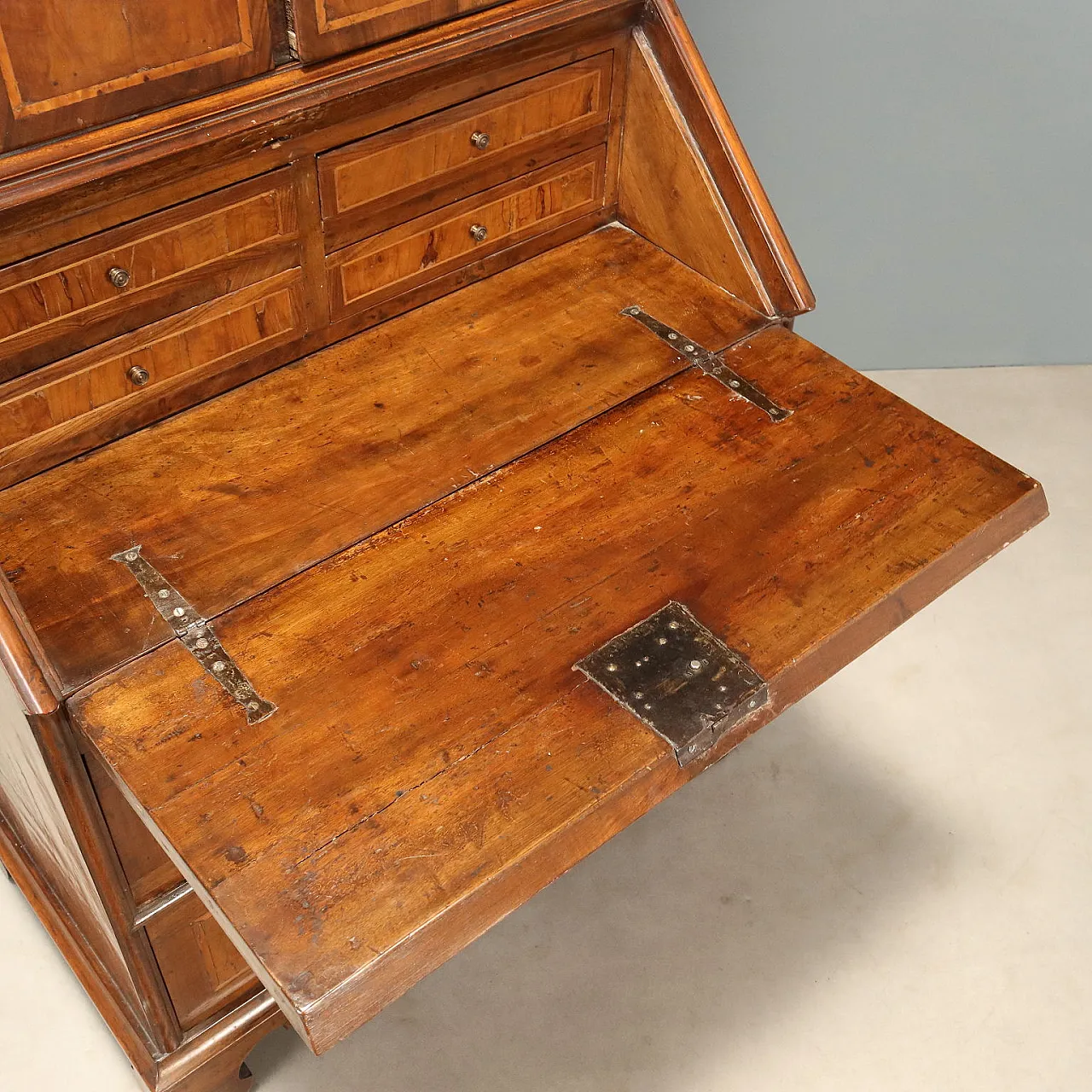 Trumeau in walnut and walnut briar, 18th century 8