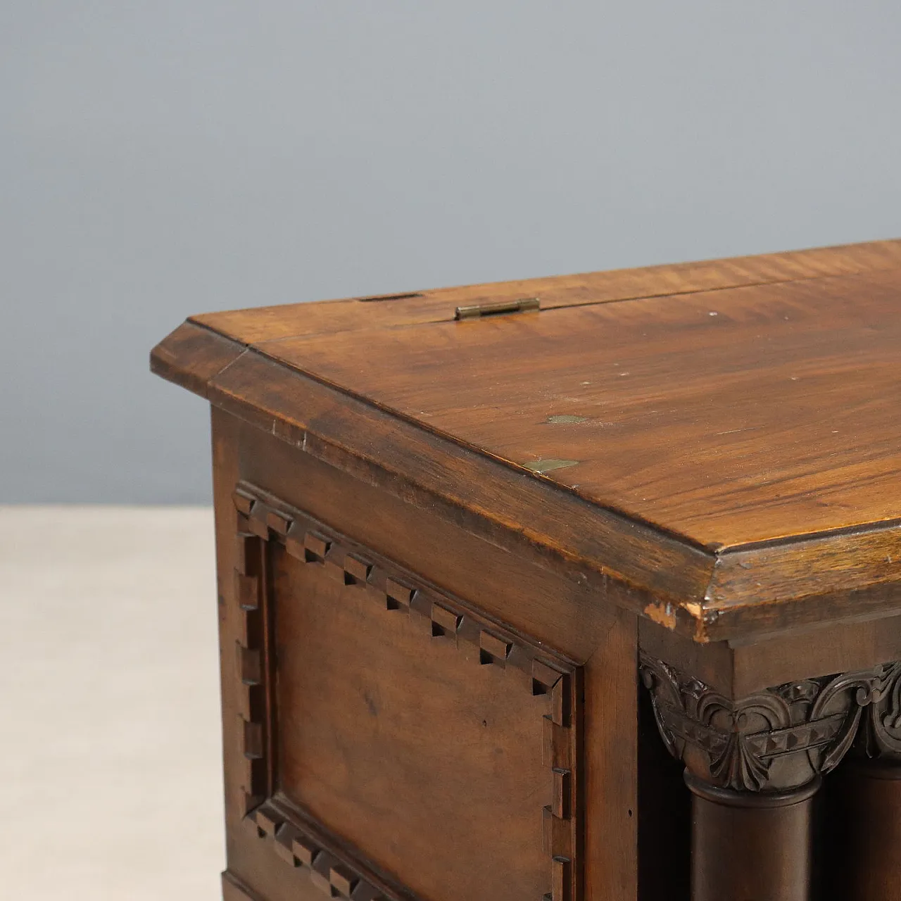 Carved walnut chest, mid-20th century 6