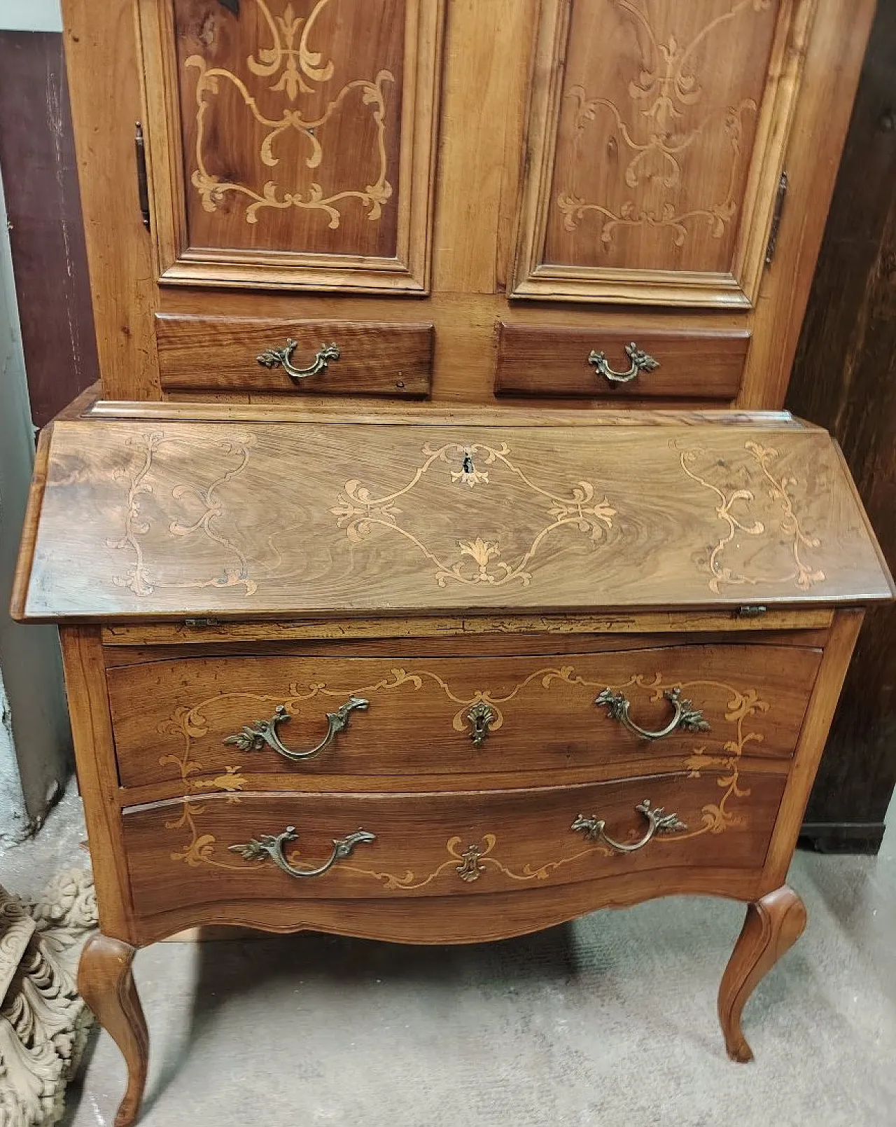 Louis XV style solid wood trumeau cabinet, early 20th century 2