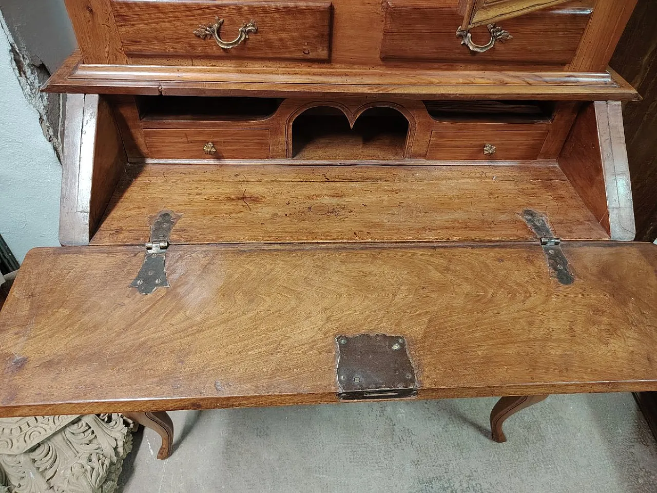 Louis XV style solid wood trumeau cabinet, early 20th century 5