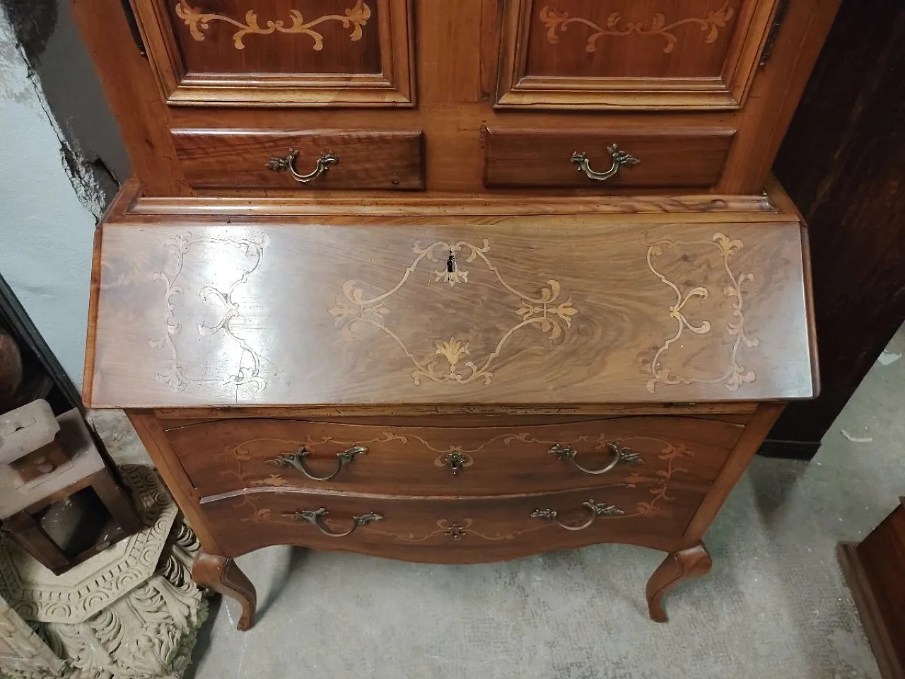 Louis XV style solid wood trumeau cabinet, early 20th century 10