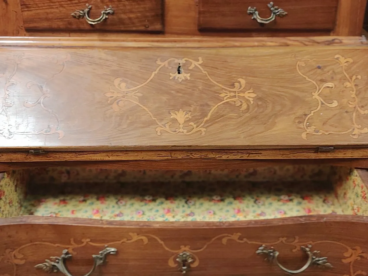 Louis XV style solid wood trumeau cabinet, early 20th century 11