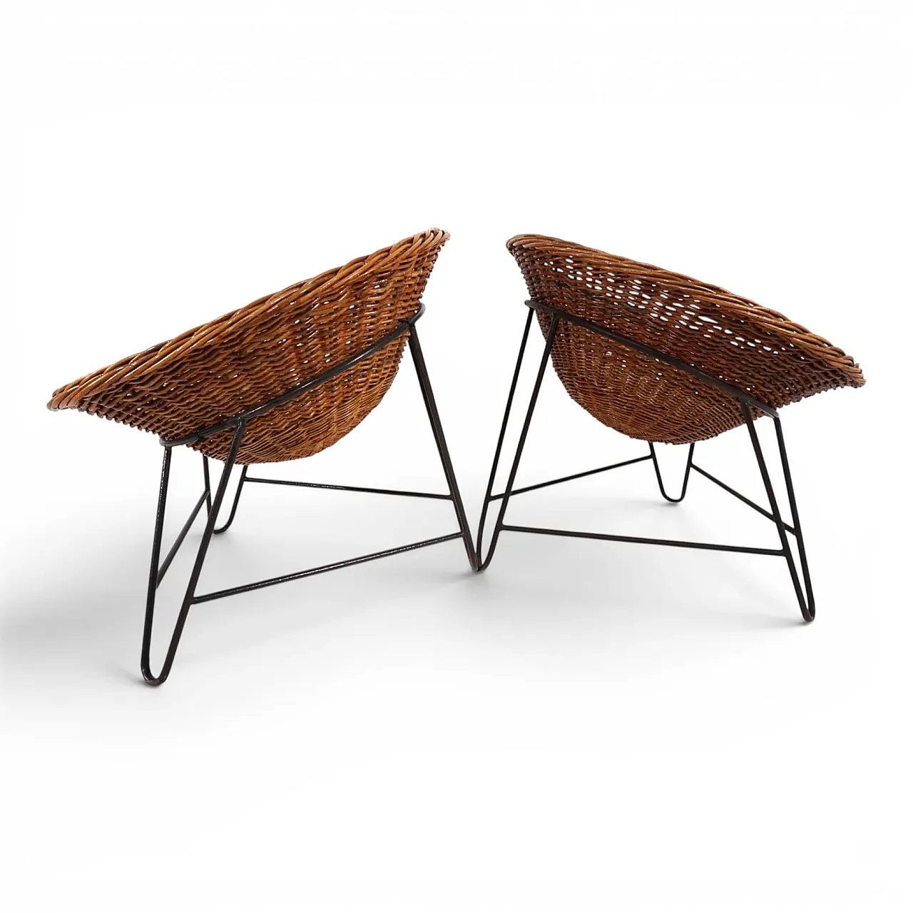 Pair of rattan lounge chairs on metal frame, 1970s 7