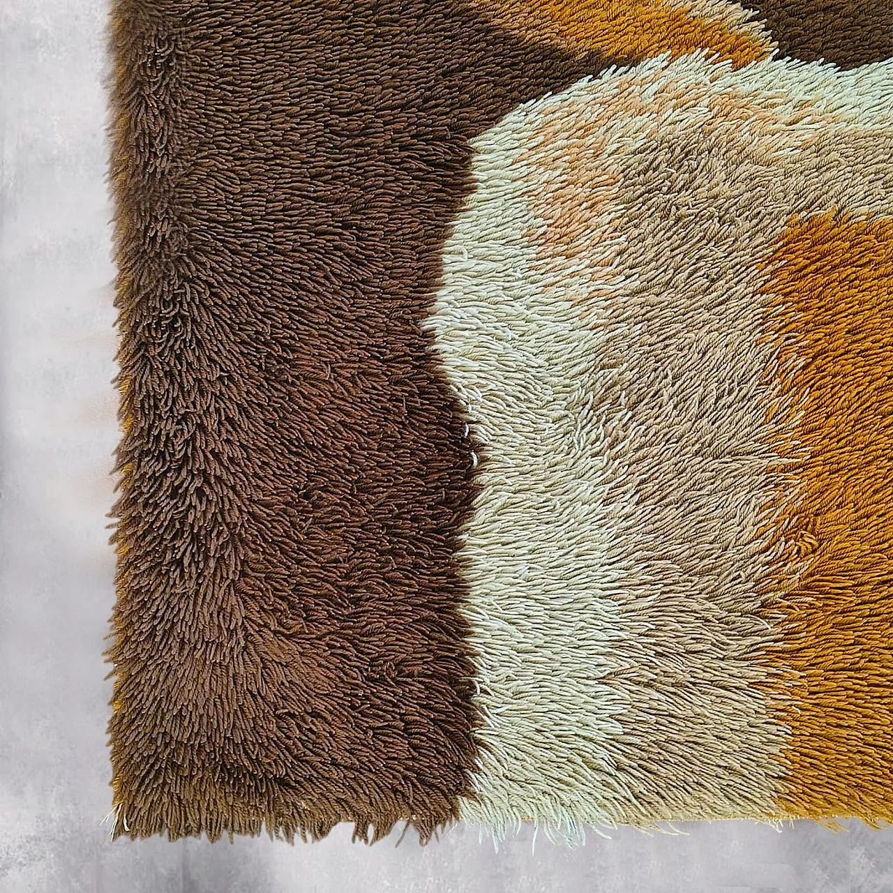 Wool rug, organic wave pattern, 1970s 7