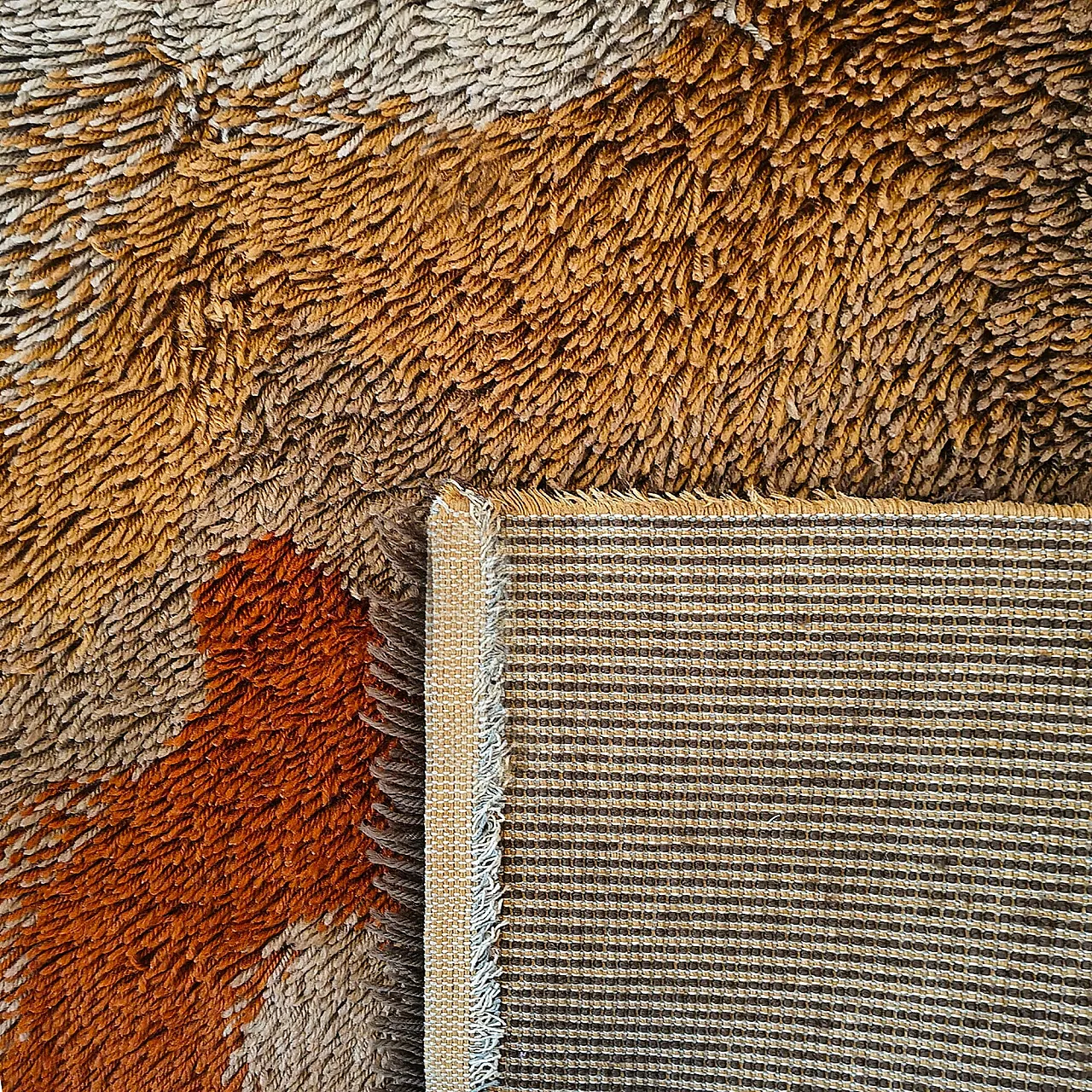 Wool rug, organic wave pattern, 1970s 8