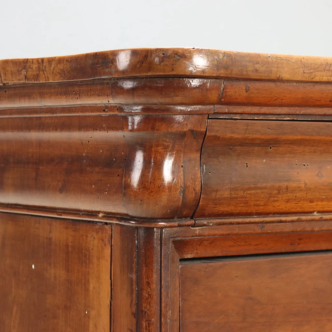 Louis Philippe chest of drawers in walnut, 19th century 4