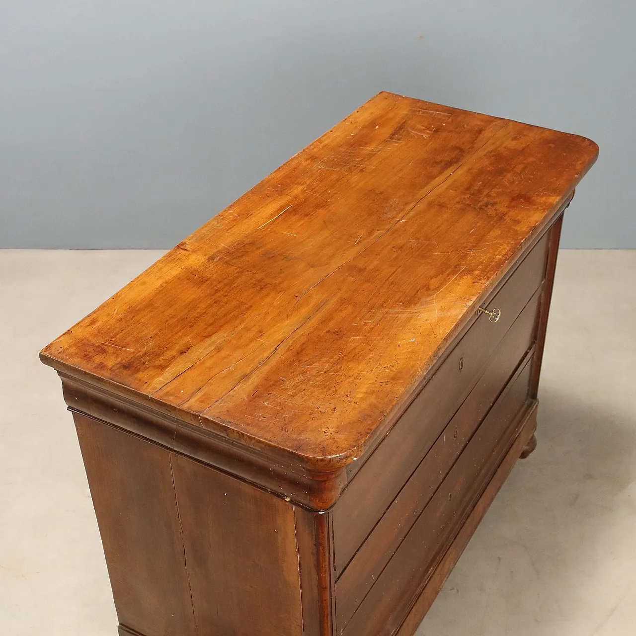 Louis Philippe chest of drawers in walnut, 19th century 10