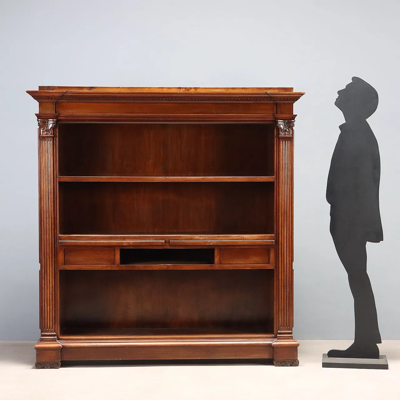 Open bookcase in walnut, early 20th century 3