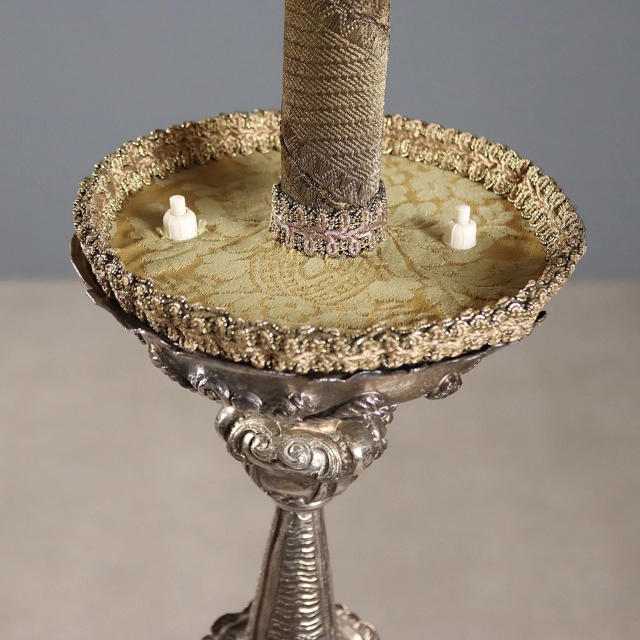 Silver plated torch holder, 19th century 5