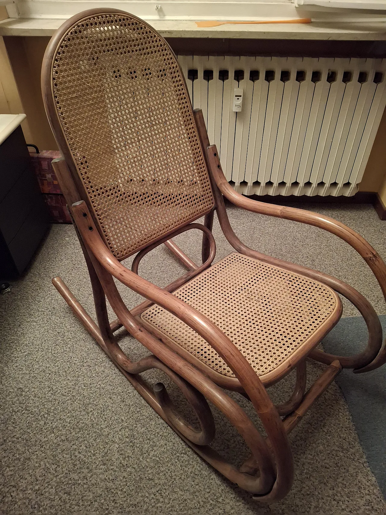 Sedia a dondolo in stile Thonet, inizio '900 2