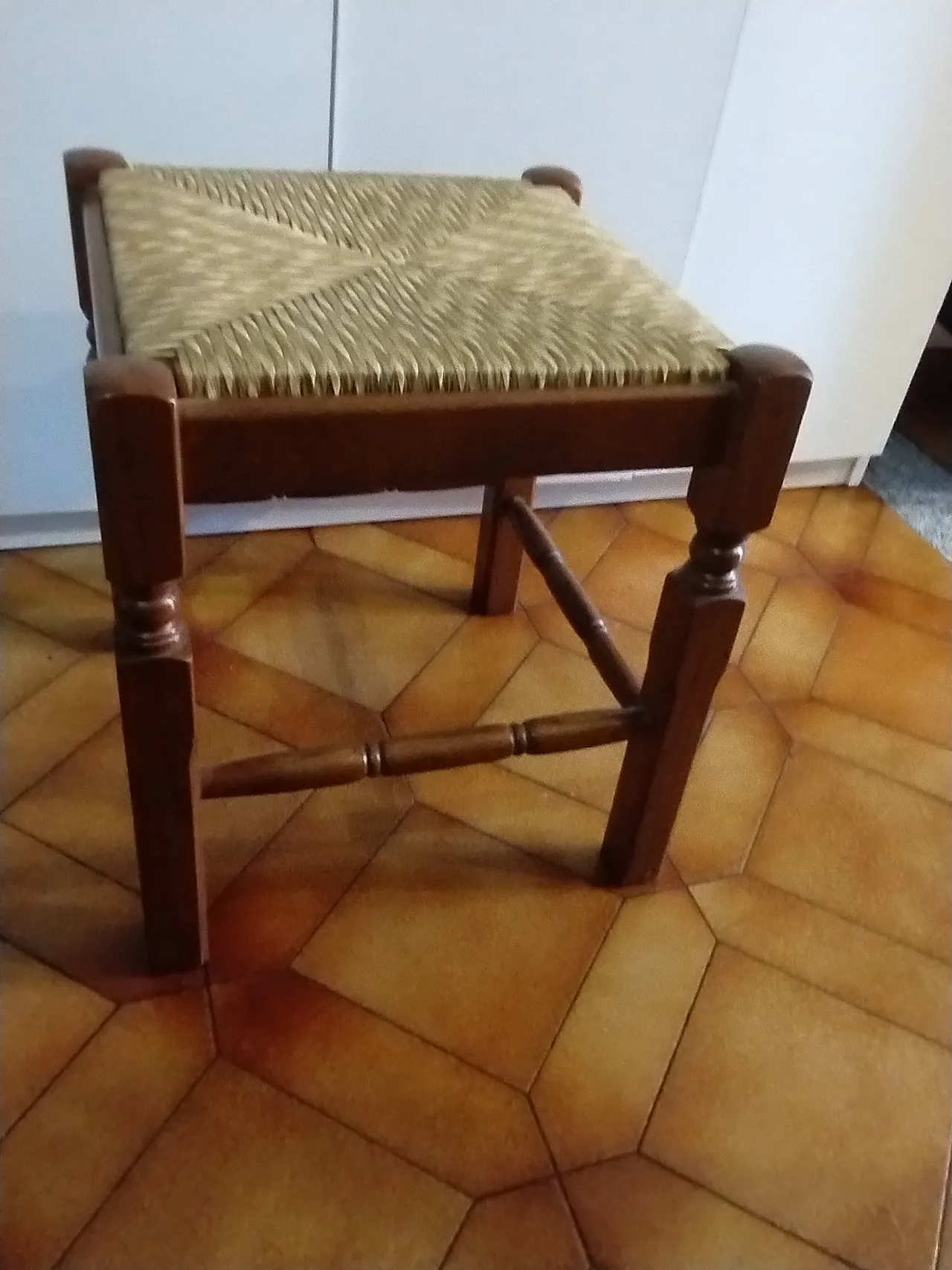 Sgabello rustico con seduta intrecciata, anni '70 1