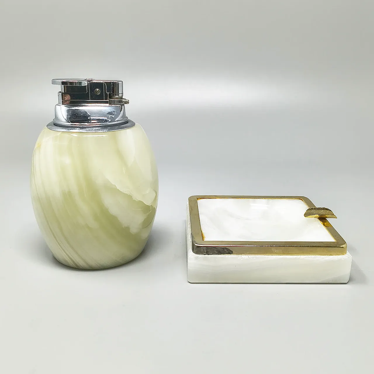 Mid-Century Modern onyx table lighter and ashtray, 1960s 1