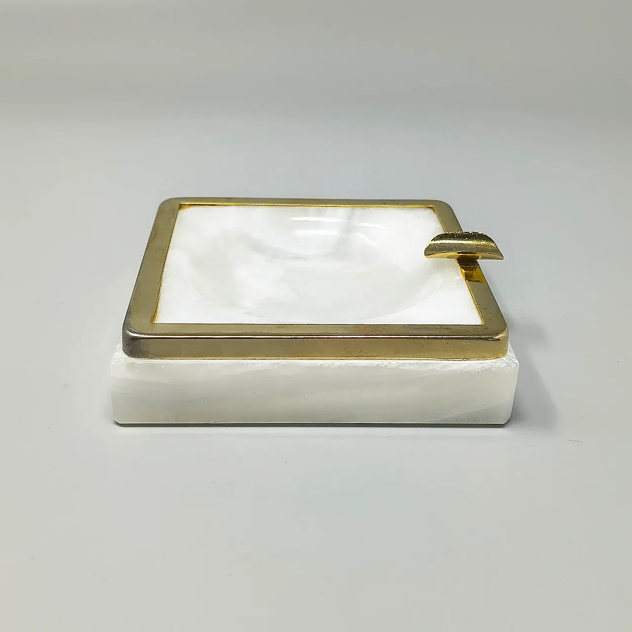Mid-Century Modern onyx table lighter and ashtray, 1960s 5