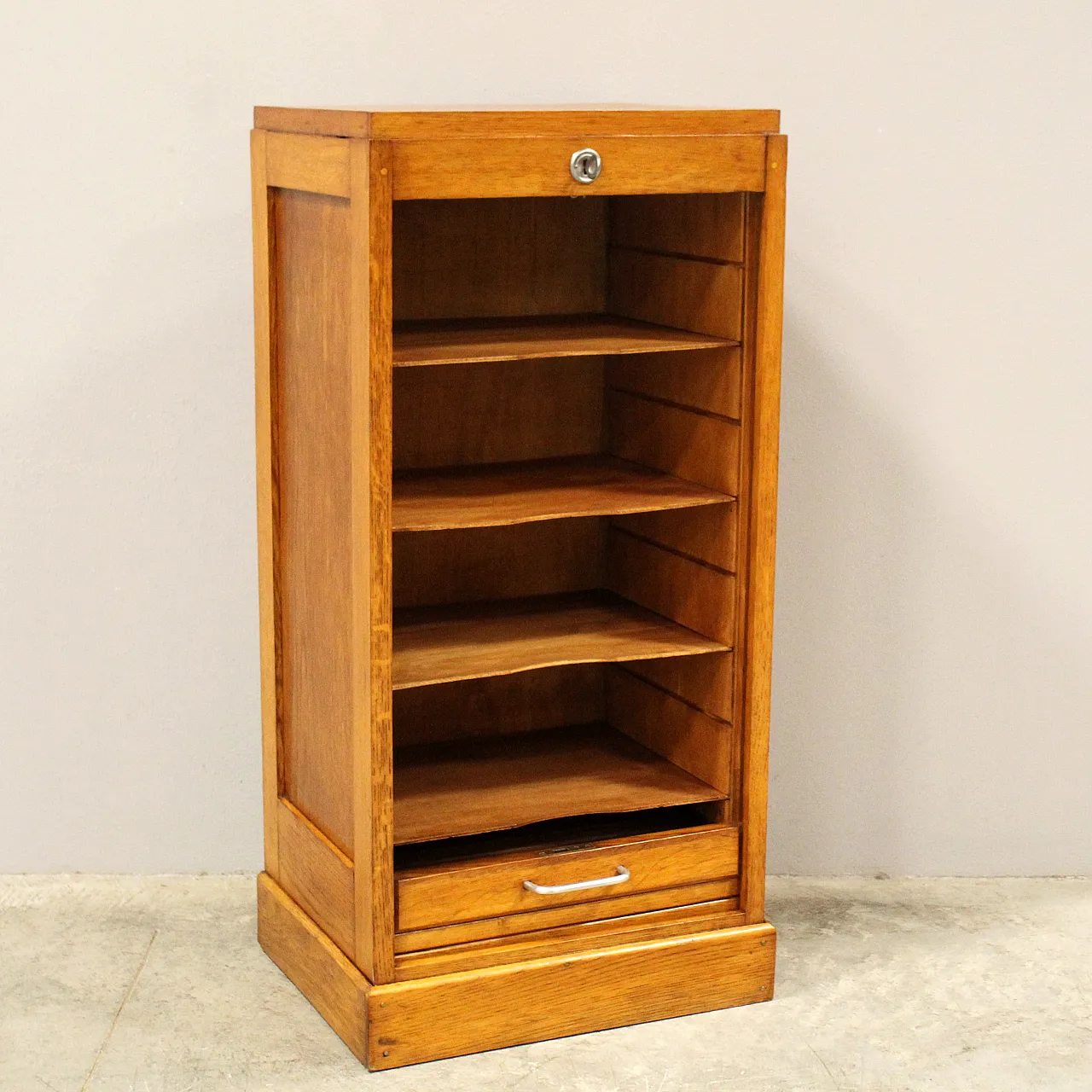 Filing cabinet with oak archive filing shutter, early 1900s 7