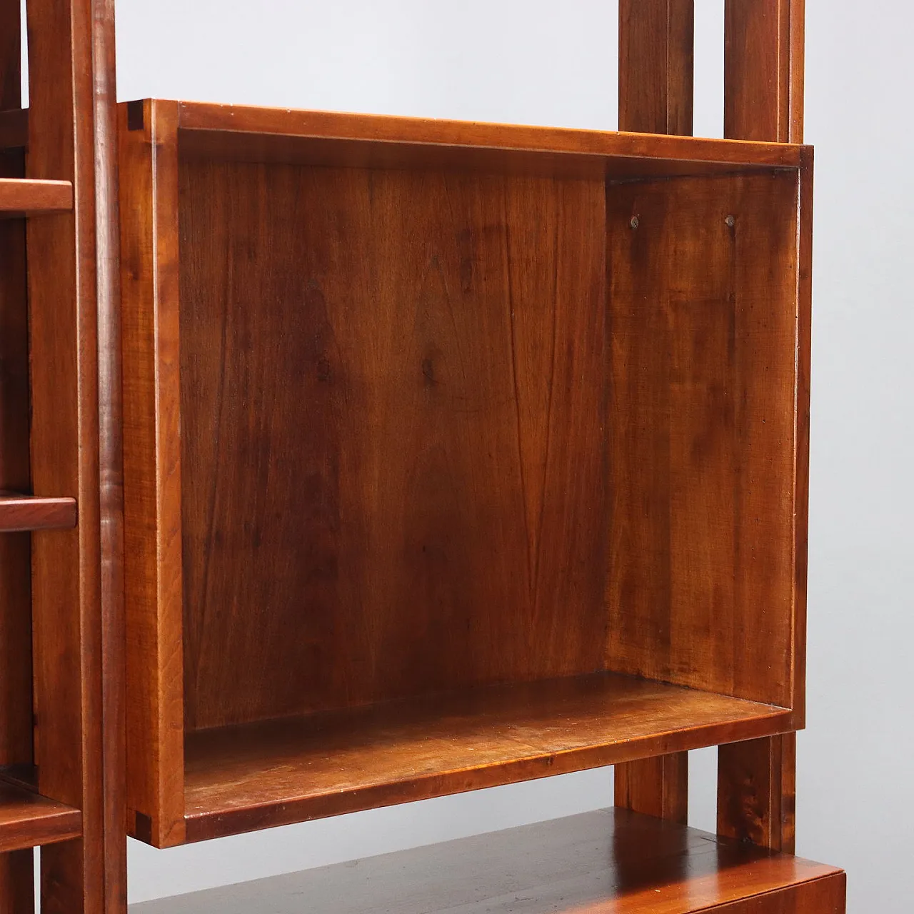 Freestanding bookcase in walnut, 20th century 7