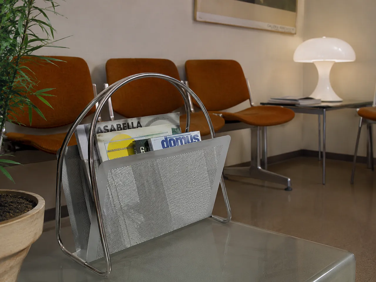 Magazine rack Marius Mascagni in perforated and tubular metal, 1960s 18