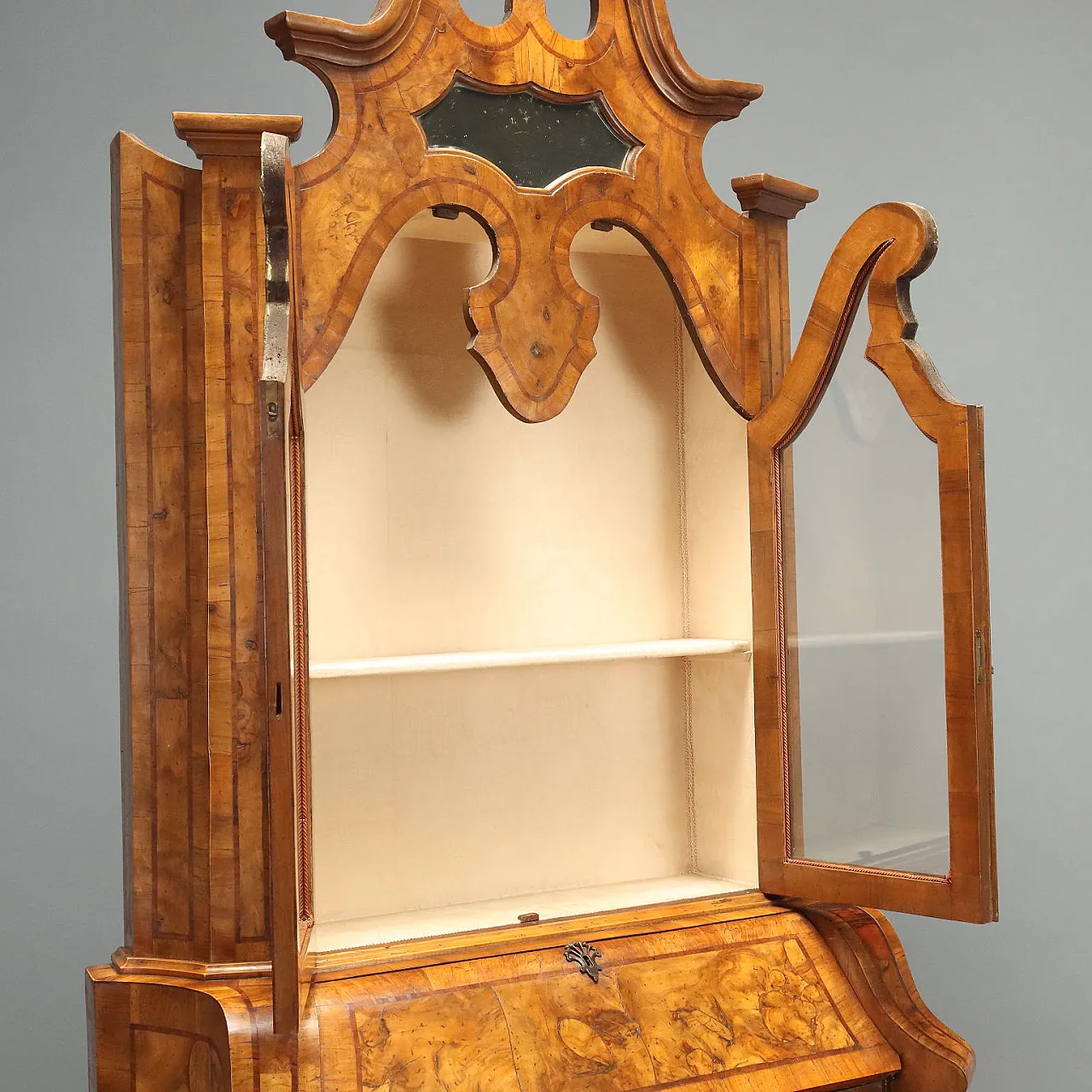 Trumeau in walnut and walnut root, 20th century 4