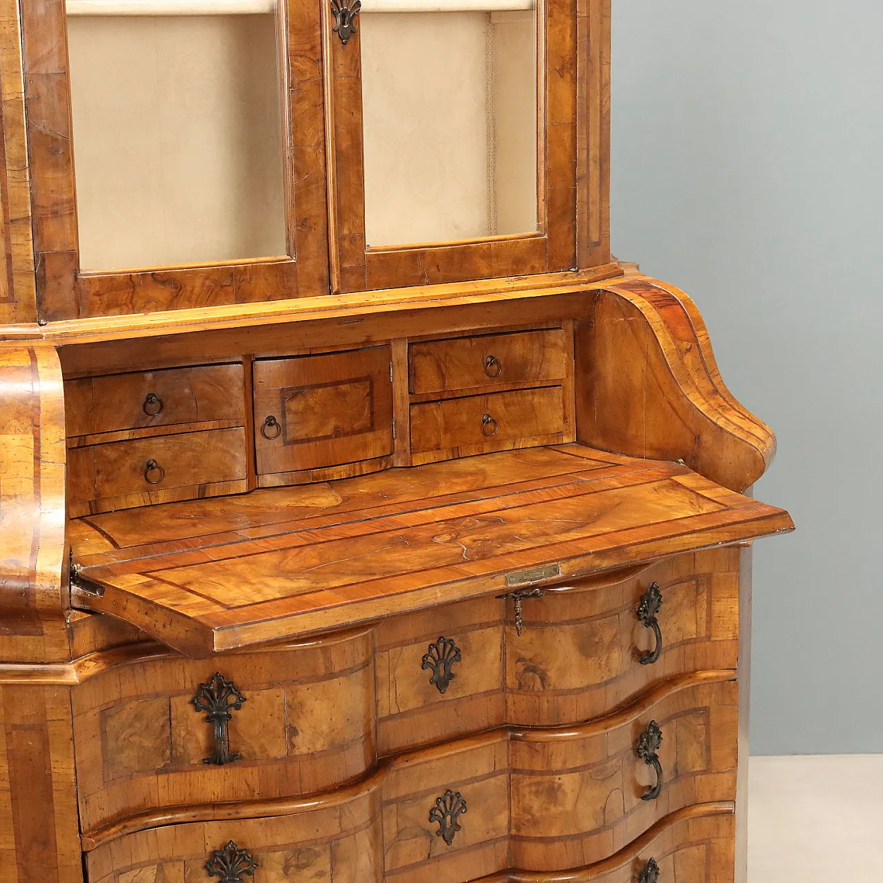 Trumeau in walnut and walnut root, 20th century 7