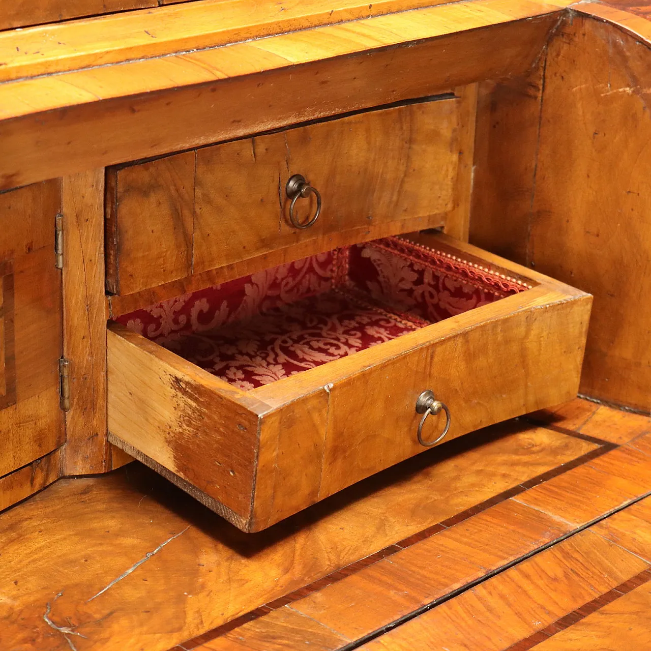 Trumeau in walnut and walnut root, 20th century 8