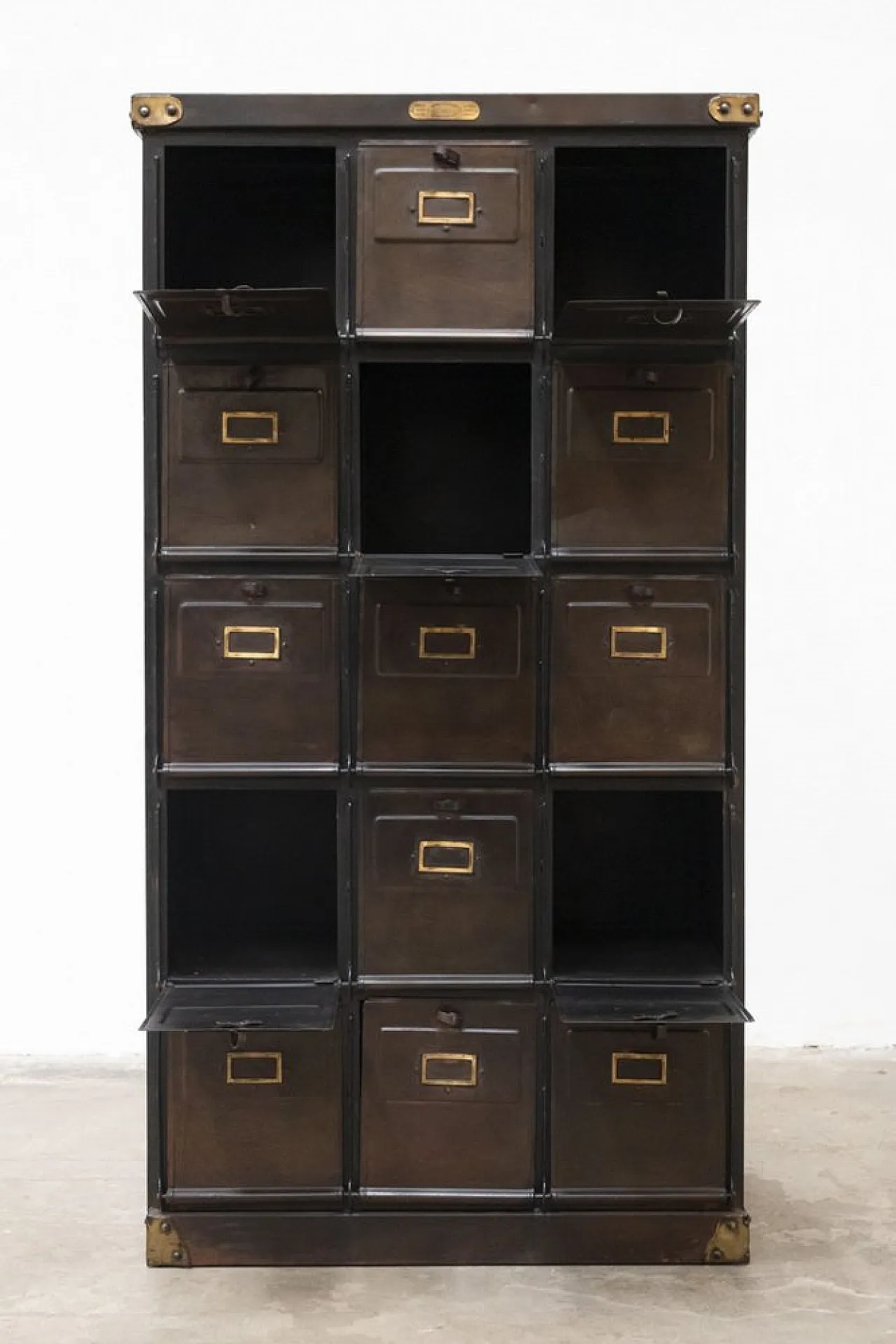 Mid-Century Industrial steel 15-tier cabinet, 1950s 2