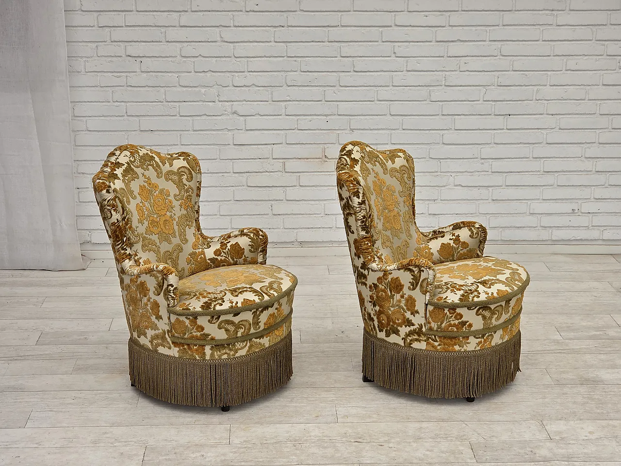 Anni '70, coppia di 2 poltroncine danesi, tessuto d'arredo marrone/beige. 3