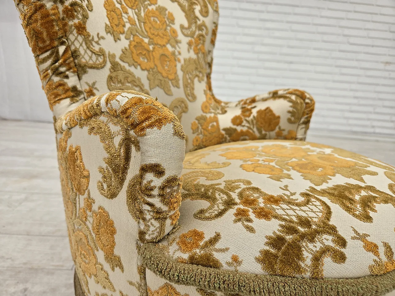 Anni '70, coppia di 2 poltroncine danesi, tessuto d'arredo marrone/beige. 8