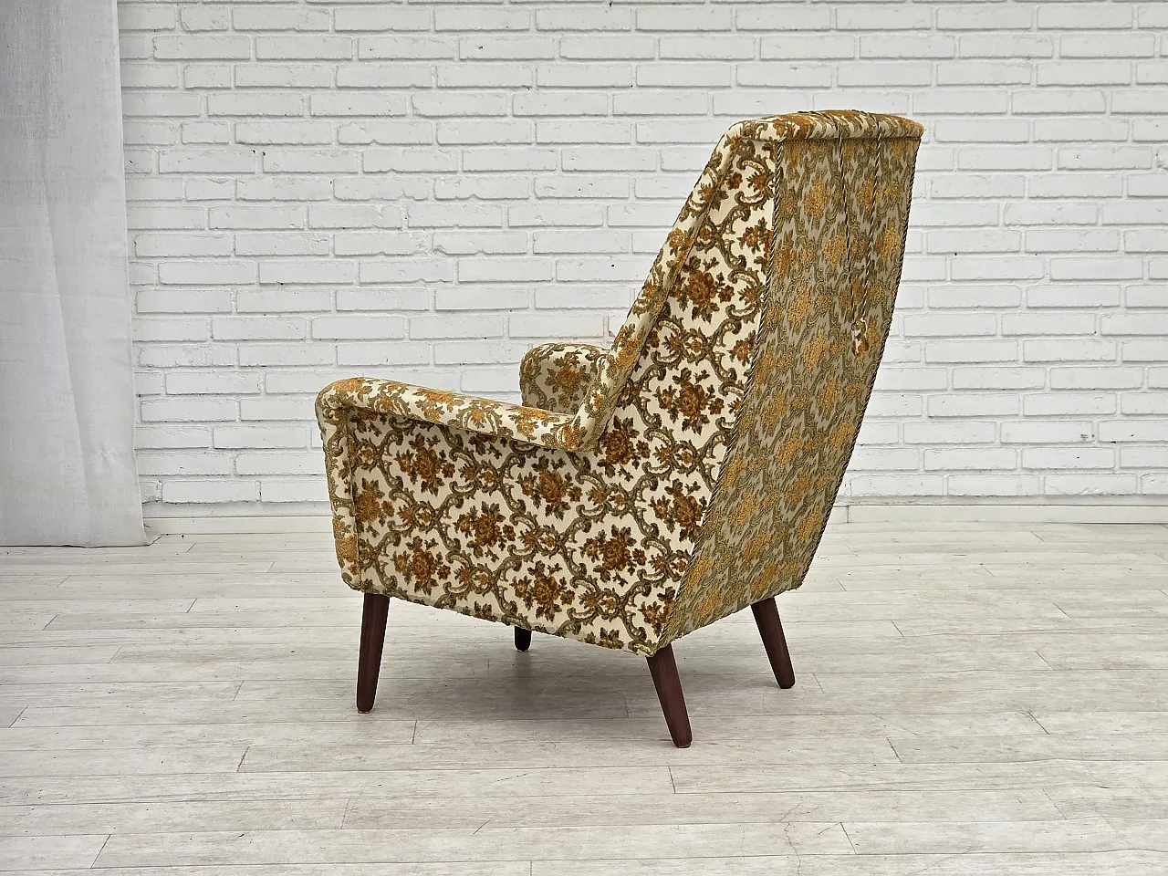Anni '70, poltrona danese con schienale alto, tessuto per mobili, legno di teak. 14