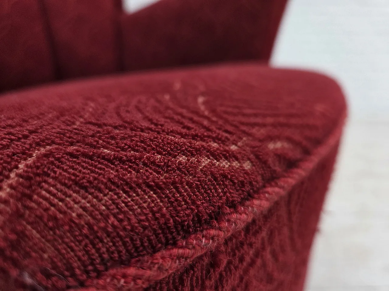 Anni '60, poltrona danese, tessuto originale d'arredo rosso. 6