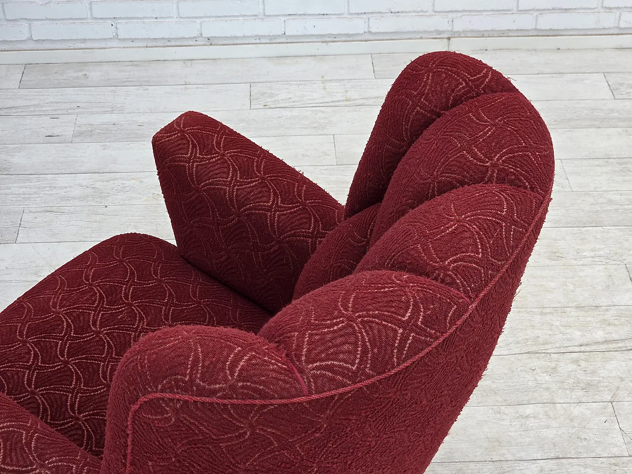 Anni '60, poltrona danese, tessuto originale d'arredo rosso. 15