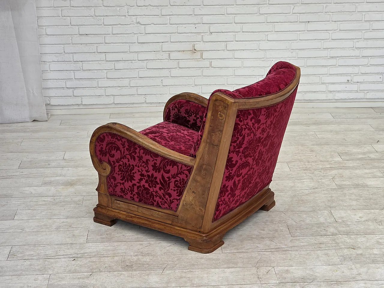 Anni '50, poltrona relax danese, velluto rosso, legno di quercia. 17