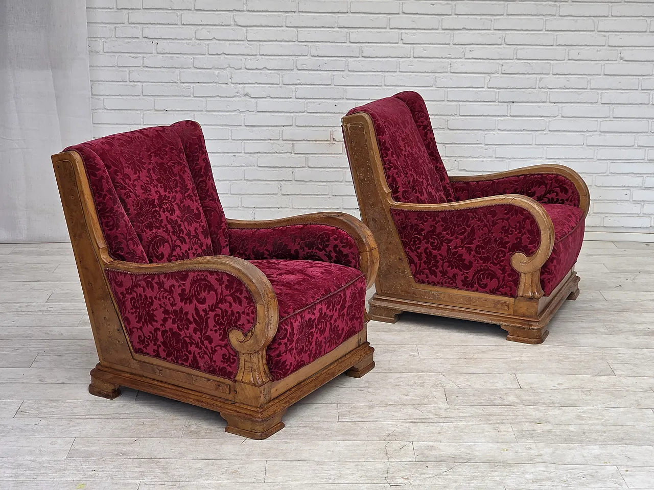 Anni '50, poltrona relax danese, velluto rosso, legno di quercia. 22