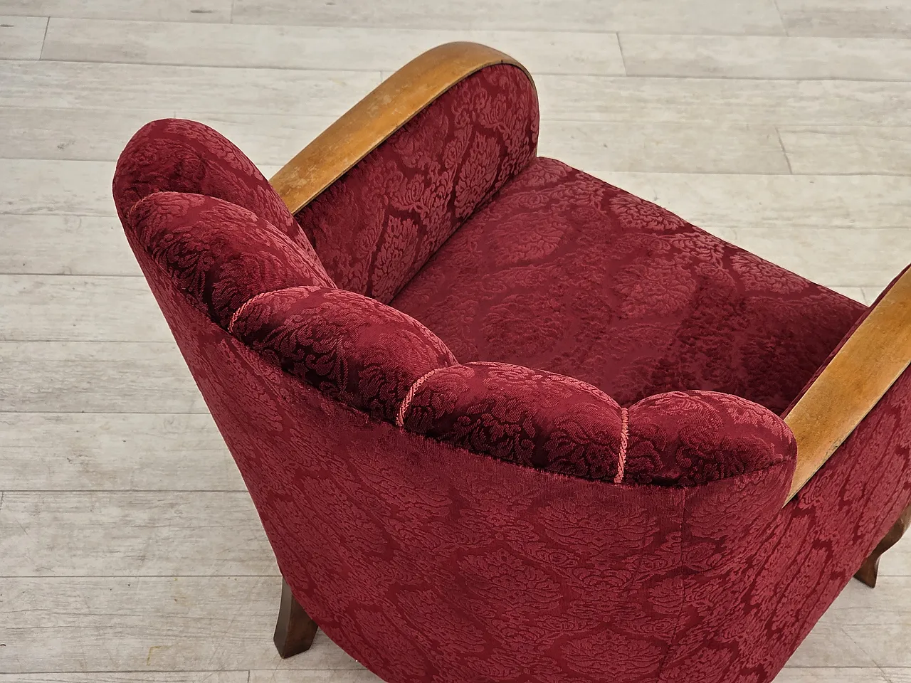 Anni '60, poltrona danese, mobili in velluto rosso ciliegia. 14