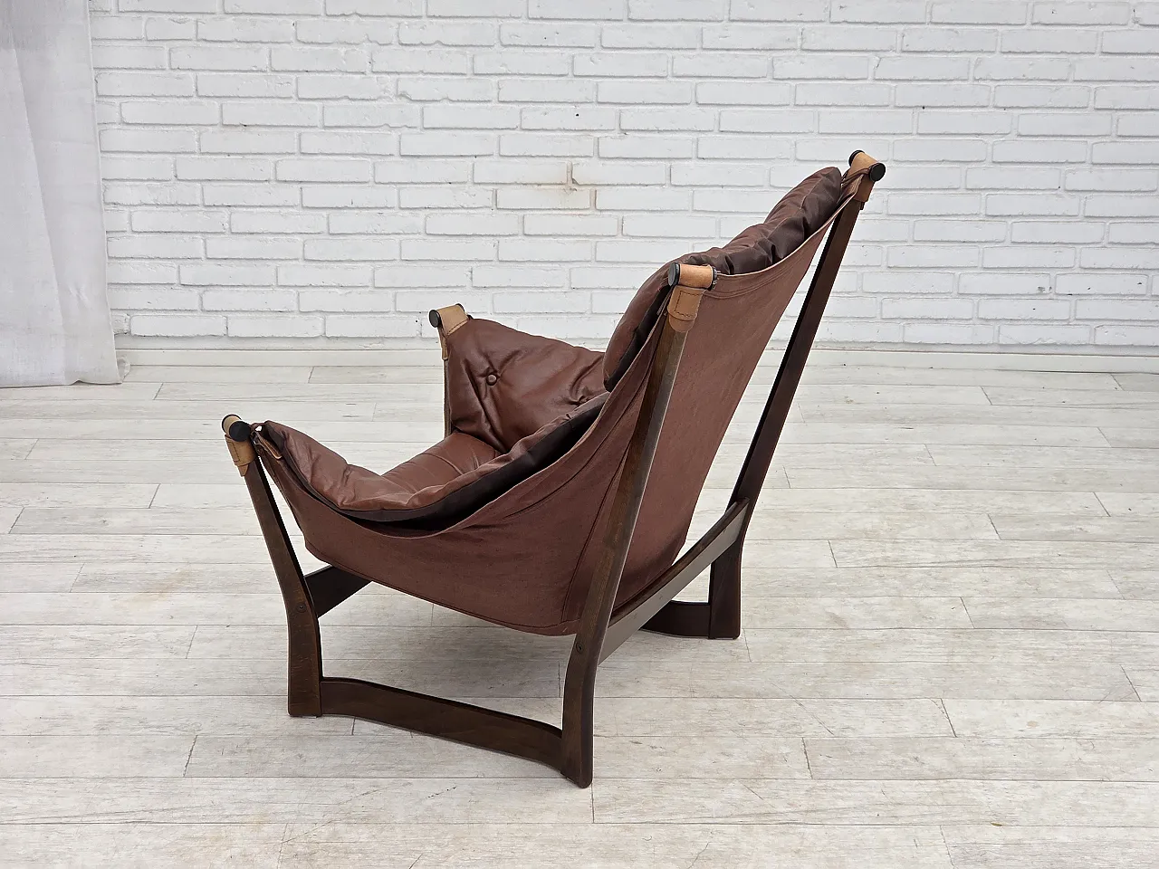 Anni '70, design norvegese di Tormod Alnaes, poltrona lounge "Trega". 23