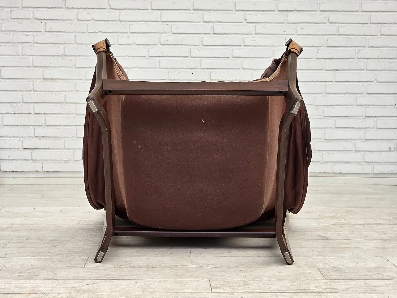 Anni '70, design norvegese di Tormod Alnaes, poltrona lounge "Trega". 24