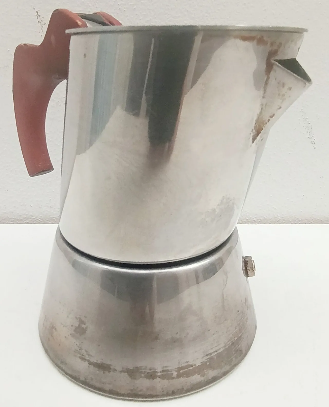 Caffettiera di Angelo Mangiarotti per Mepra, anni '80 1