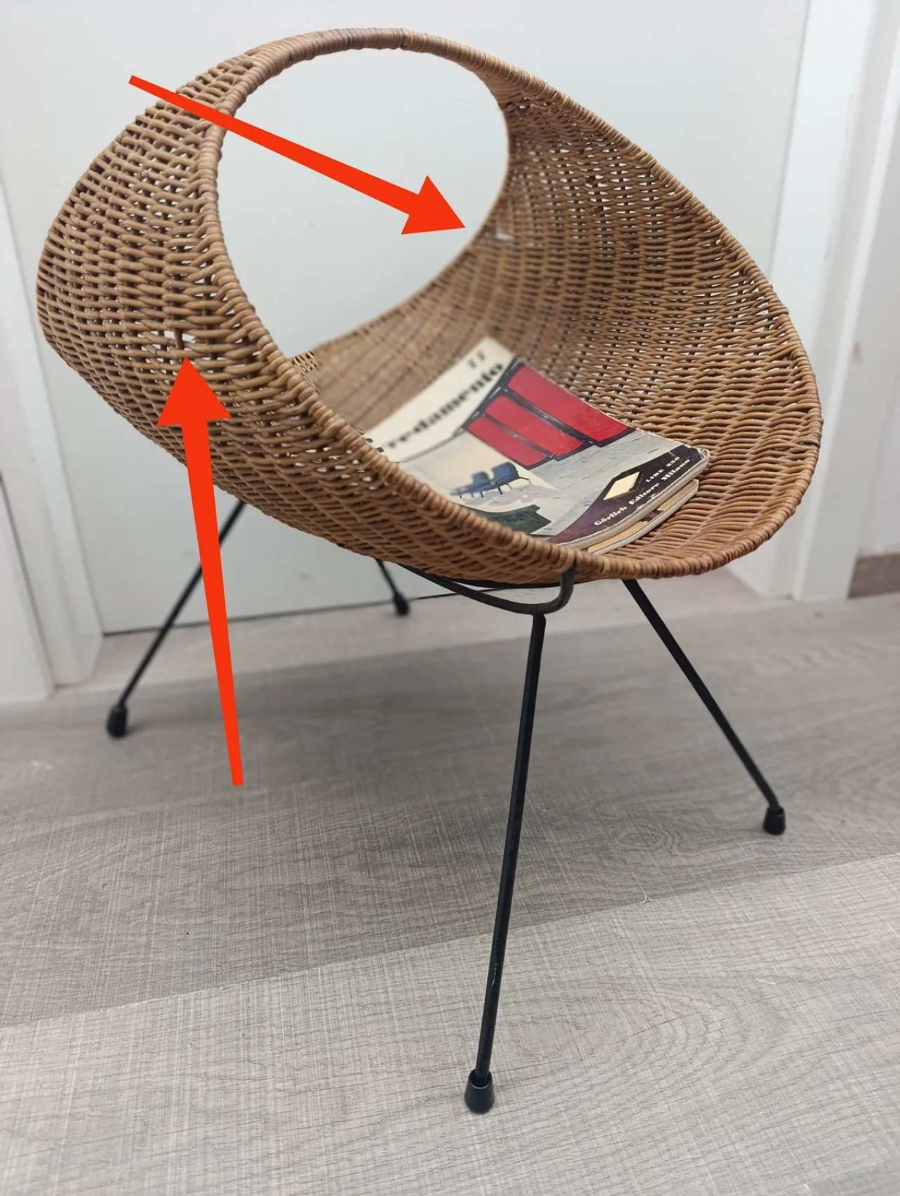 Magazine rack by Campo e Graffi  in wicker and iron, 1960s 4