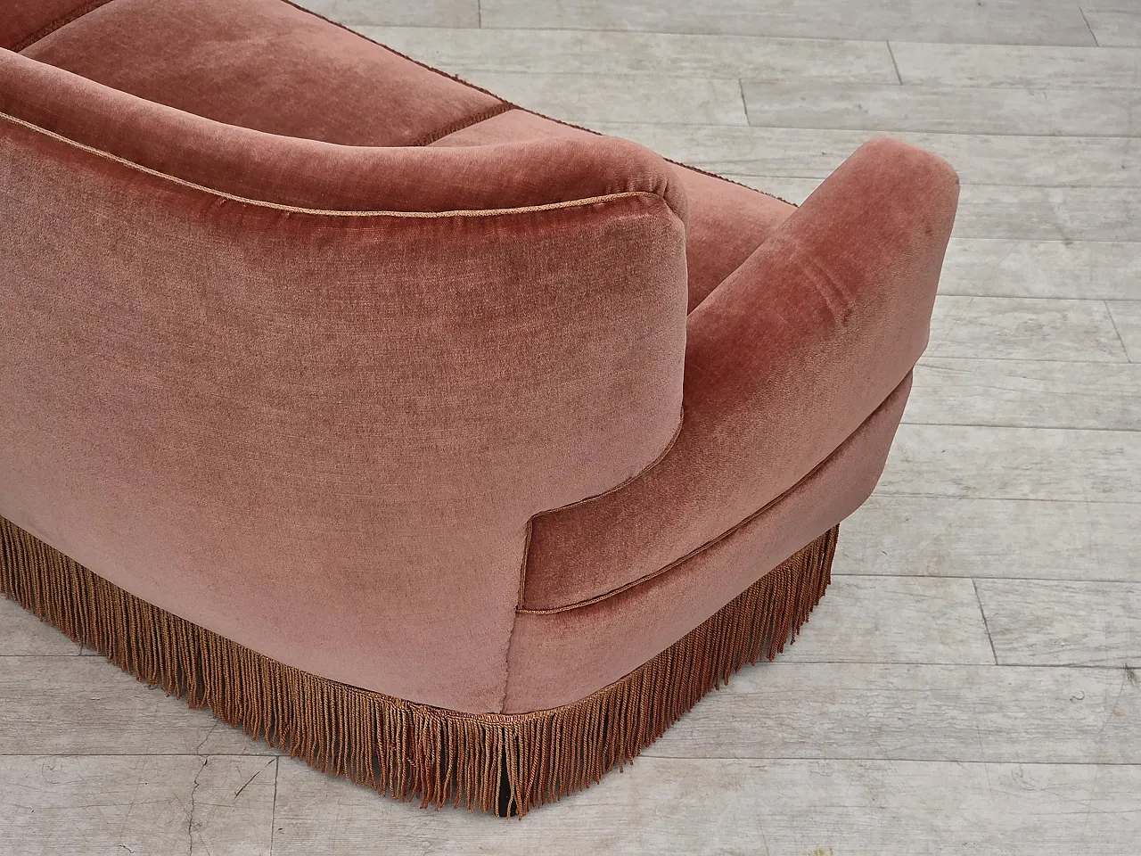 Divano curvo danese a 3 posti, anni '70, mobili in velluto rosa. 15