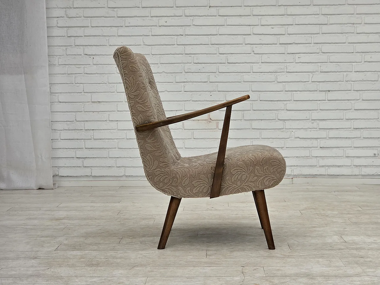 Anni '60, poltrona danese, lana d'arredo, legno di faggio. 9