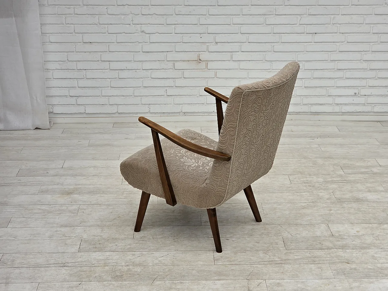 Anni '60, poltrona danese, lana d'arredo, legno di faggio. 17