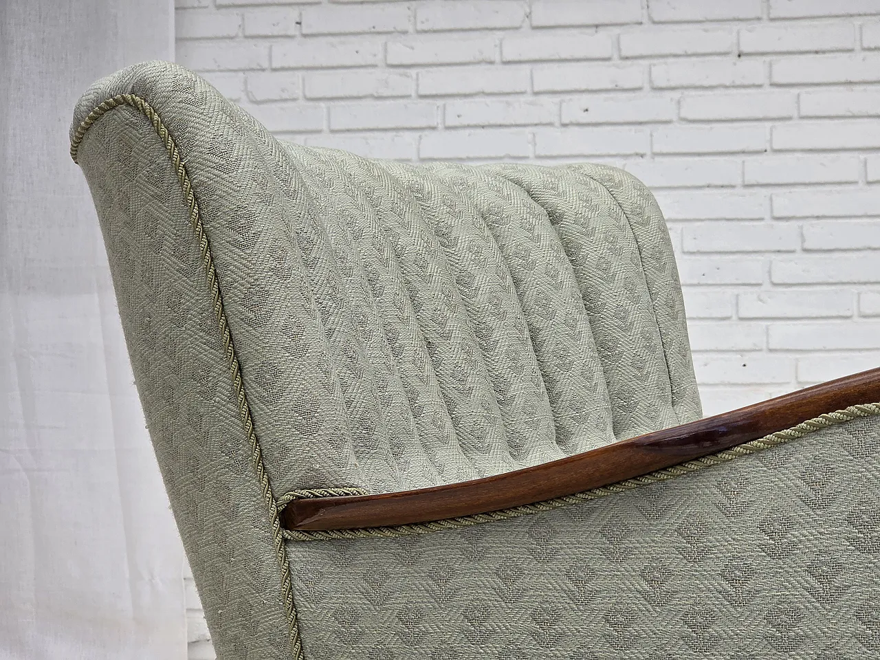 Anni '60, poltrona danese, tessuto d'arredamento azzurro, legno di faggio. 5
