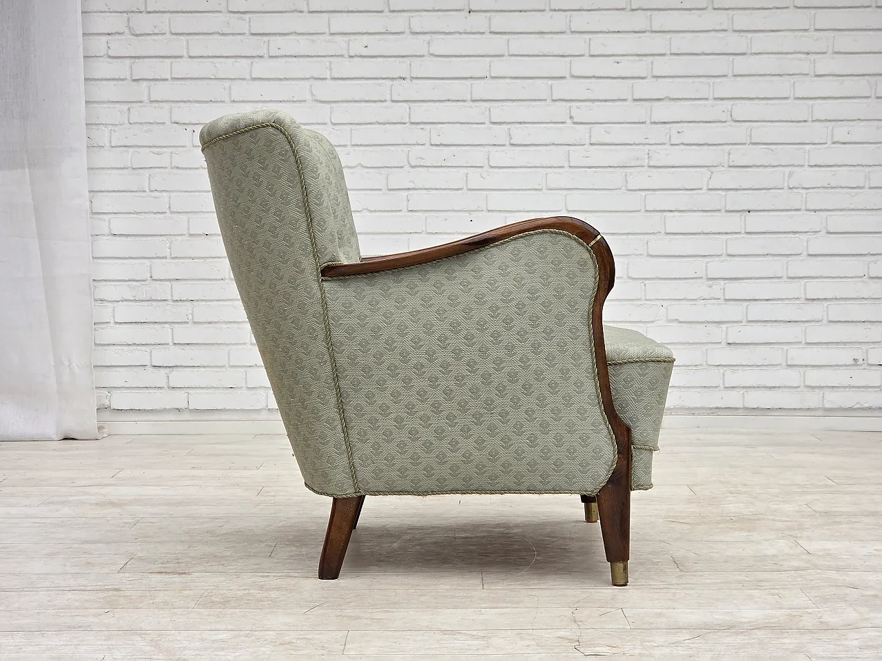 Anni '60, poltrona danese, tessuto d'arredamento azzurro, legno di faggio. 13