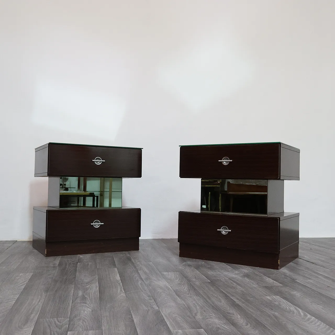 Pair of bedside tables ebano Cubic, 80s 4