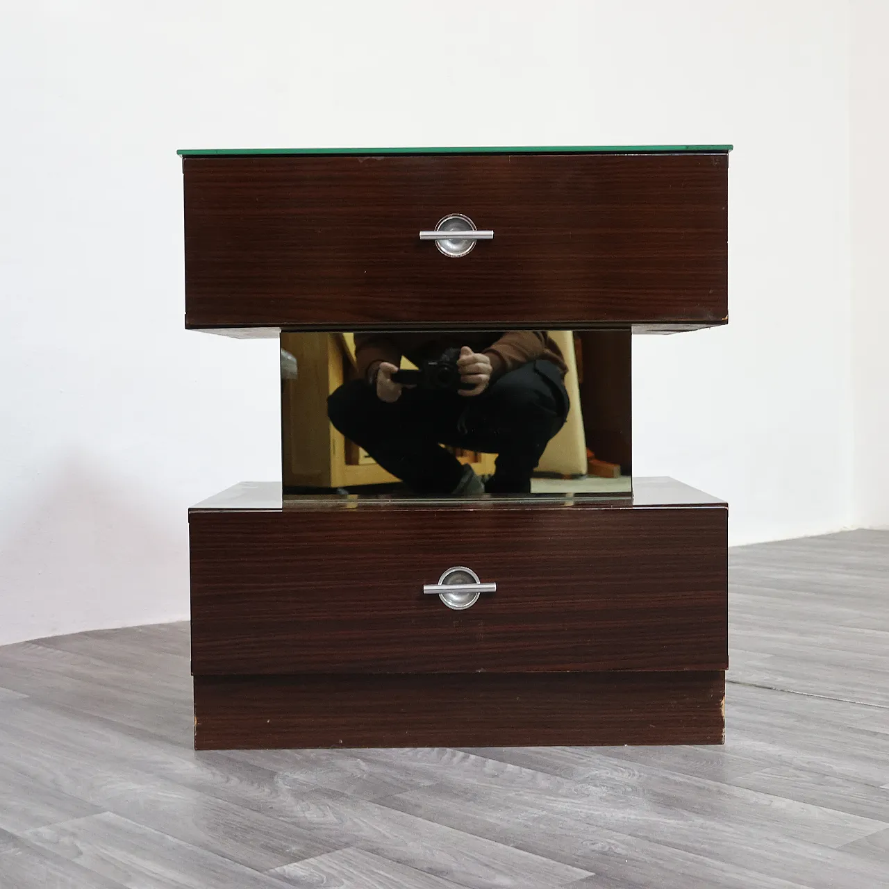 Pair of bedside tables ebano Cubic, 80s 7