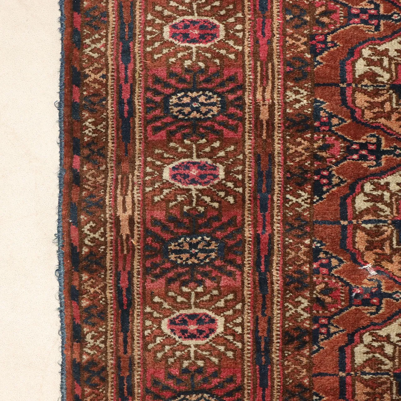 Bukhara wool rug, 20th century 6