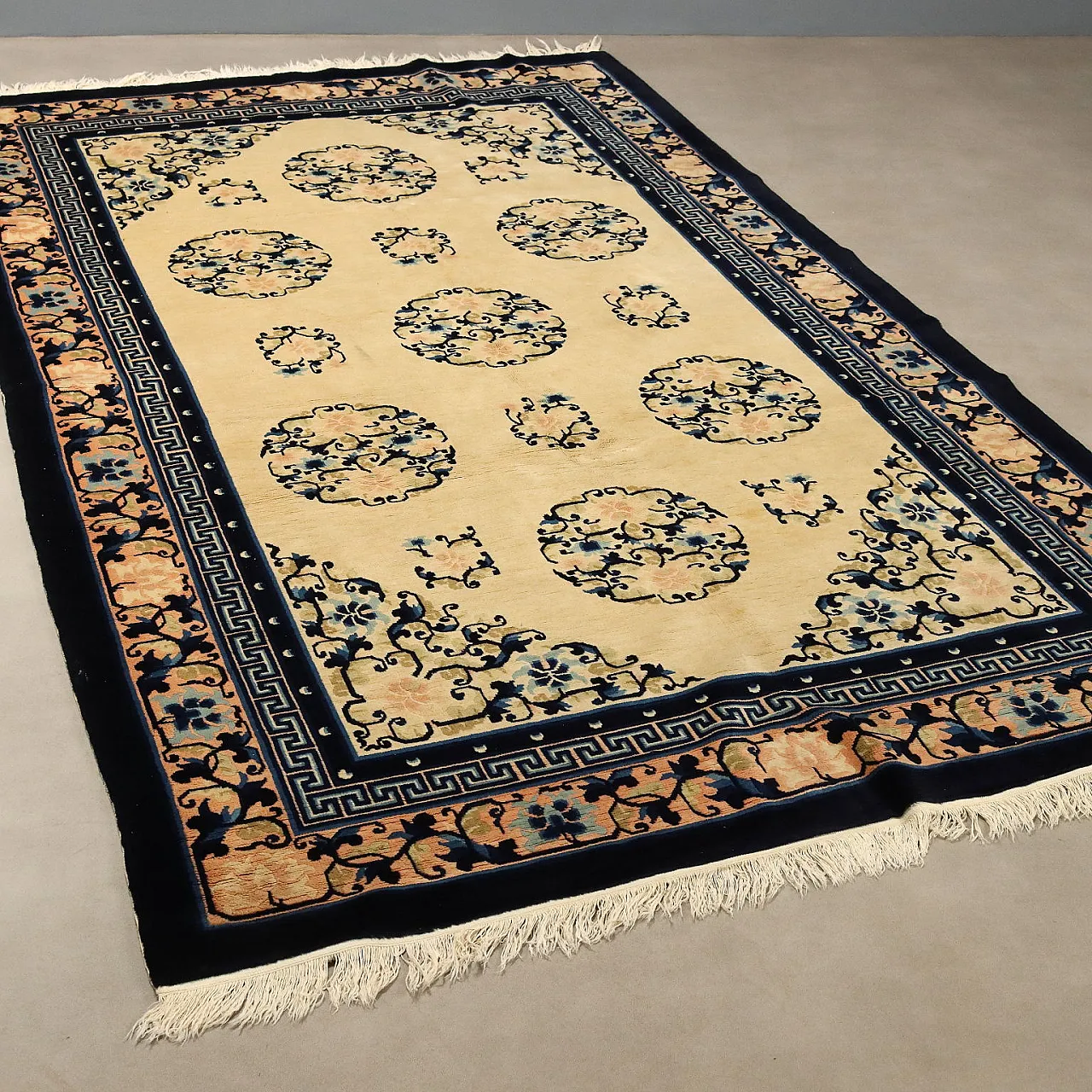 Peking rug in cotton and wool, 20th century 1