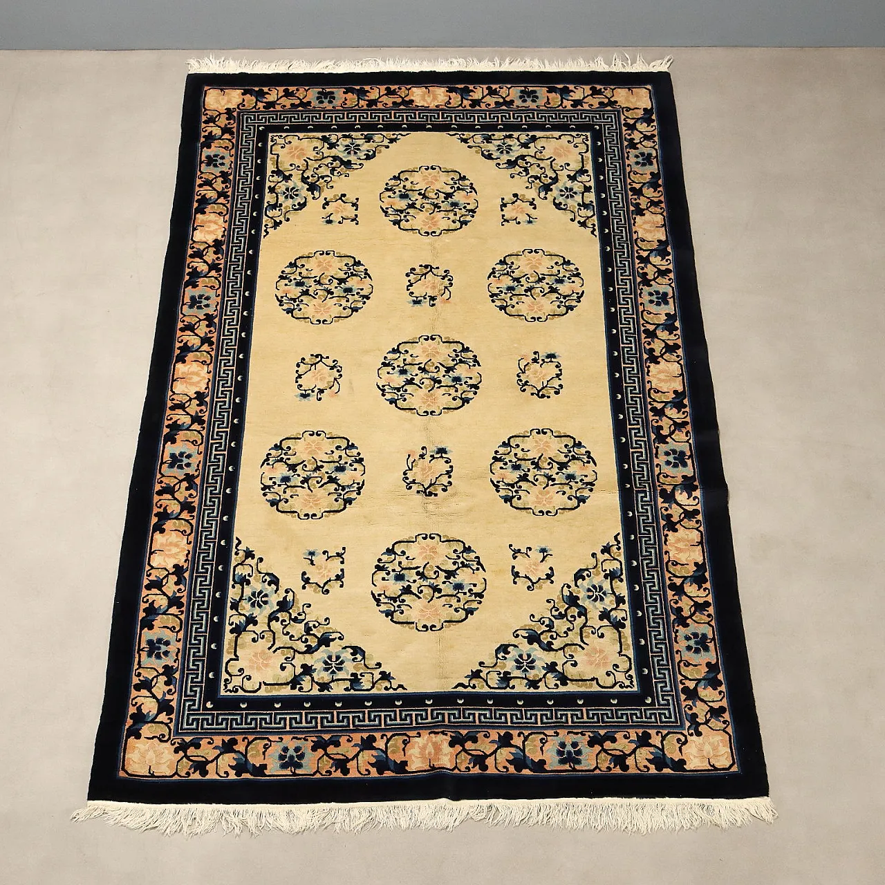 Peking rug in cotton and wool, 20th century 3