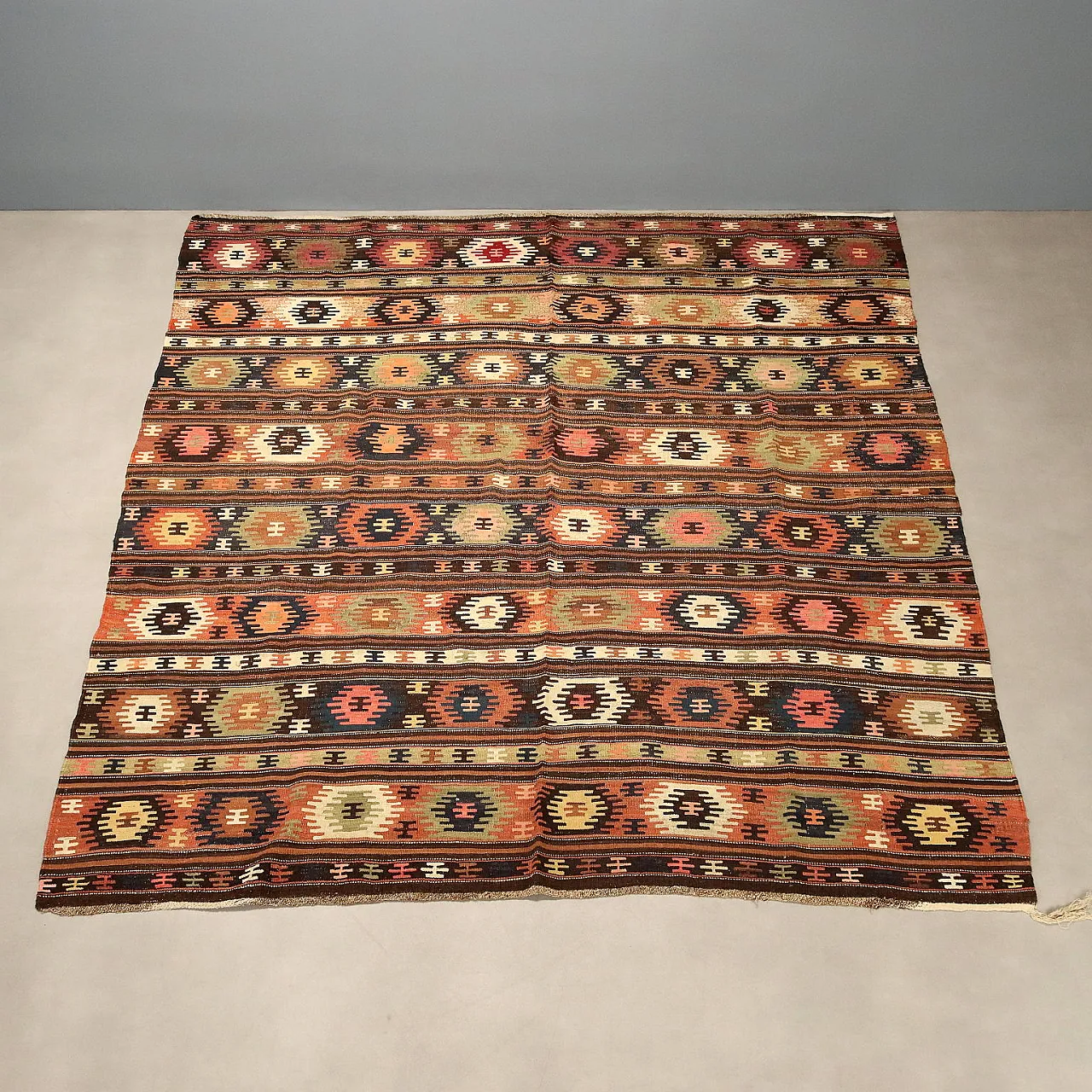 Kilim rug in wool, 20th century 4