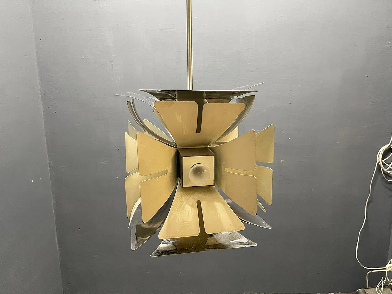 Lampadario Space Age in metallo cromato, anni '70 2