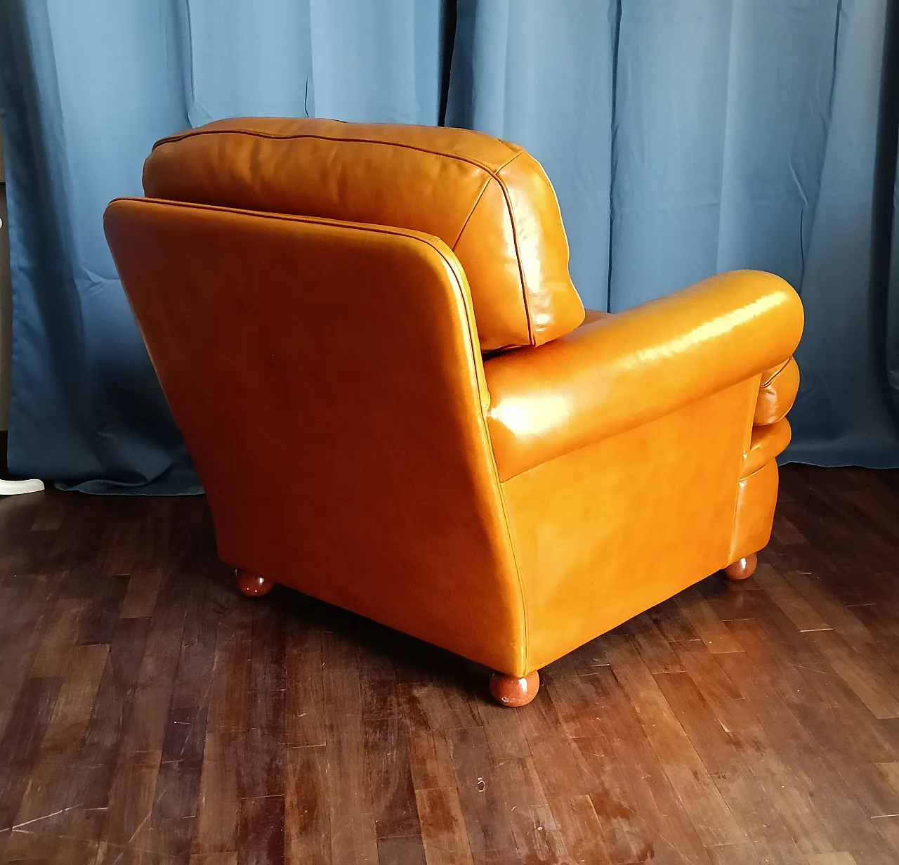 Frau armchair, Dream model. 80s 5